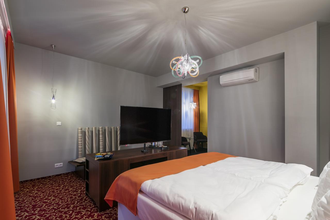 Pytloun Imperial Design Suites ليبيريتش المظهر الخارجي الصورة