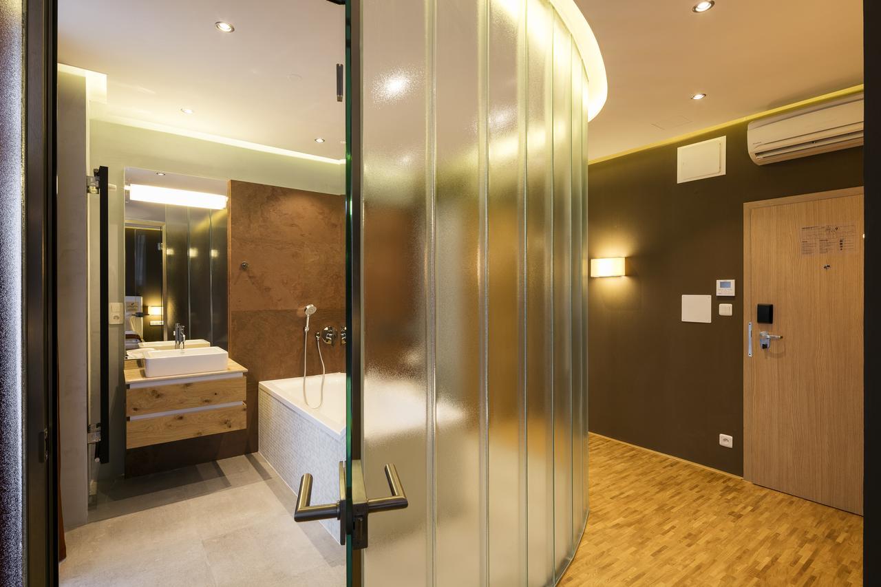 Pytloun Imperial Design Suites ليبيريتش المظهر الخارجي الصورة